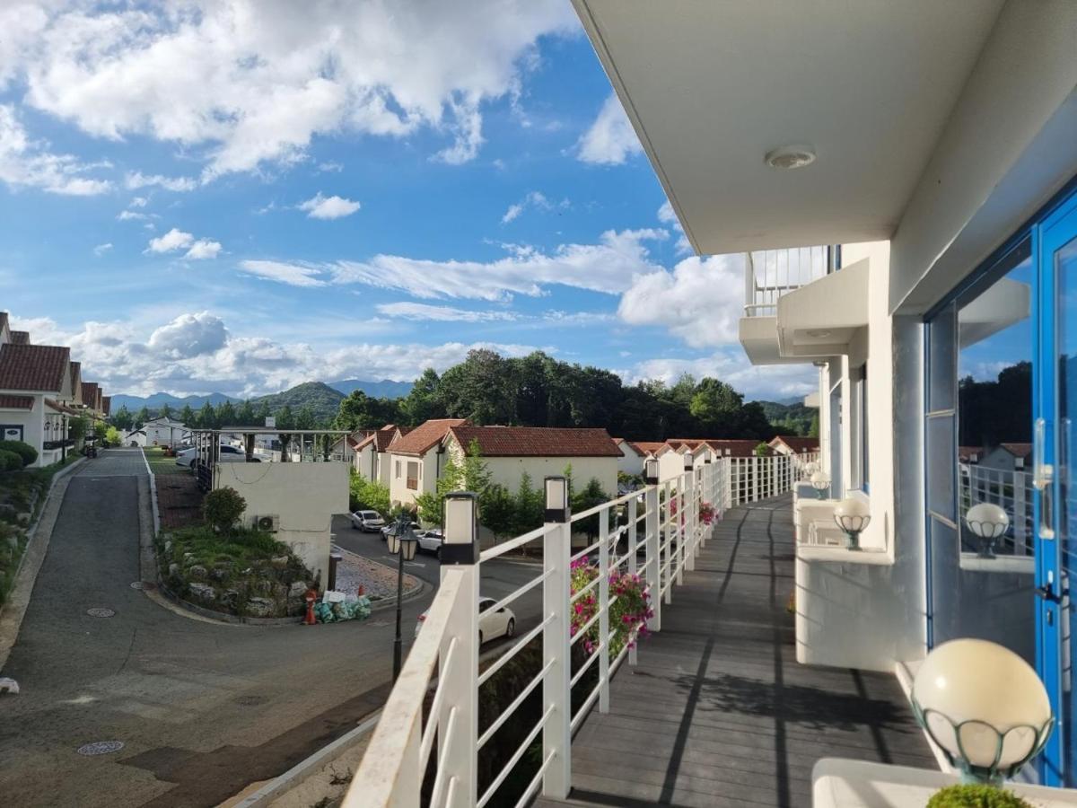 Damyang Thirasia Pension Exteriör bild